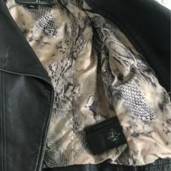 Like new Mackage Aritzia exclusive leather jacket - Picture 12 of 12